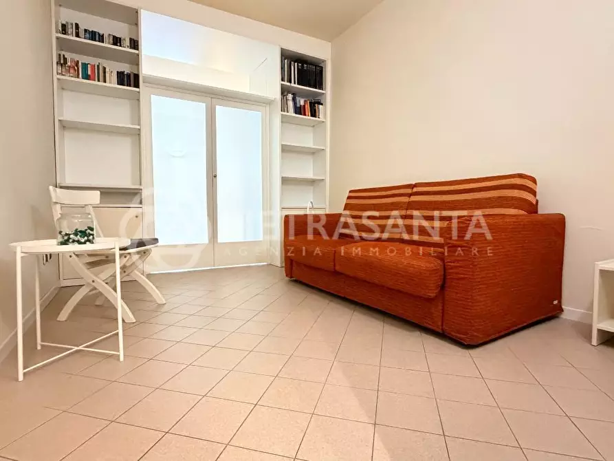 Immagine 13 di Appartamento in affitto  a Pietrasanta