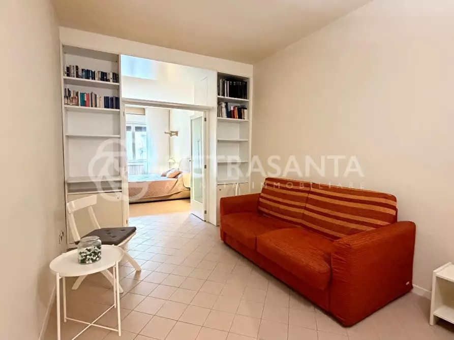 Immagine 1 di Appartamento in affitto  a Pietrasanta