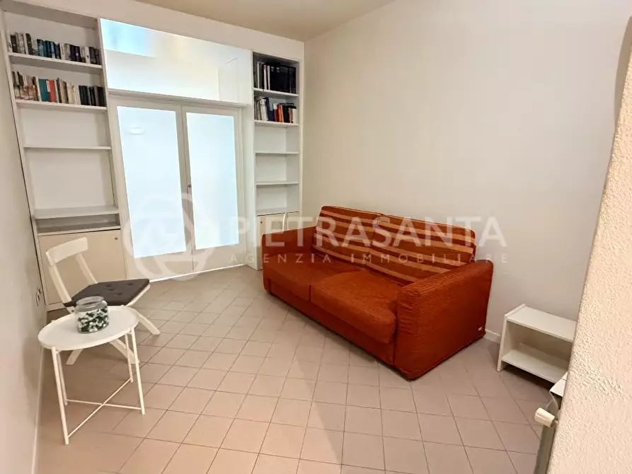 Immagine 12 di Appartamento in affitto  a Pietrasanta