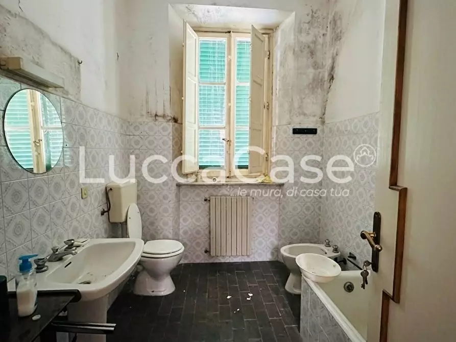 Immagine 17 di Casa indipendente in vendita  a Capannori