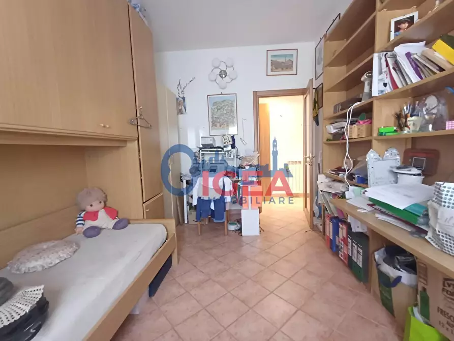 Immagine 25 di Appartamento in vendita  a Siena