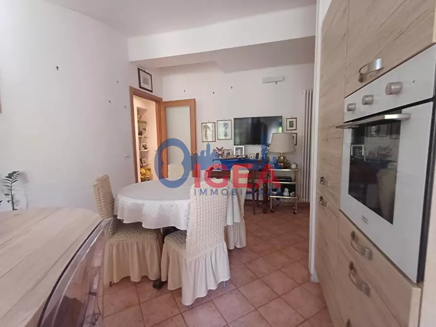 Immagine 7 di Appartamento in vendita  a Siena