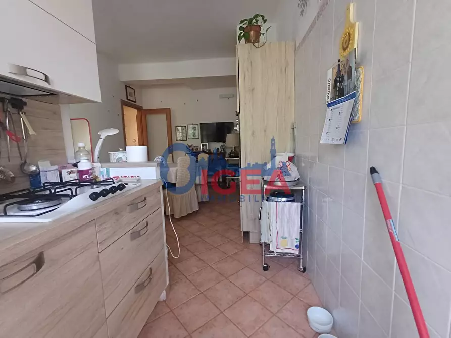Immagine 3 di Appartamento in vendita  a Siena