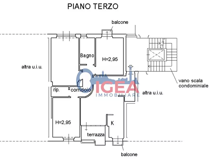 Immagine 27 di Appartamento in vendita  a Siena