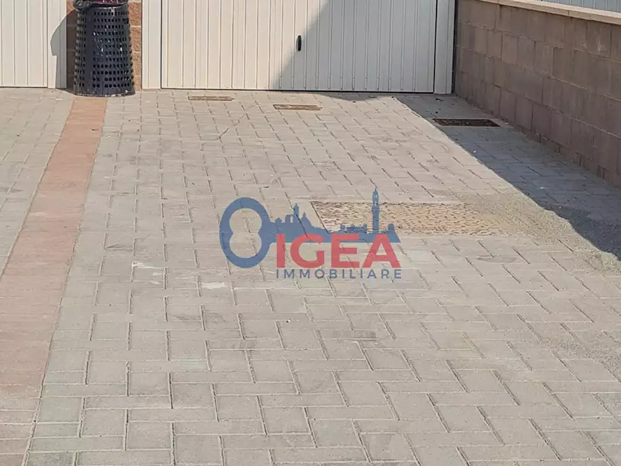 Immagine 13 di Appartamento in vendita  a Colle Di Val D'elsa