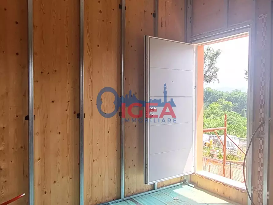 Immagine 12 di Appartamento in vendita  a Colle Di Val D'elsa
