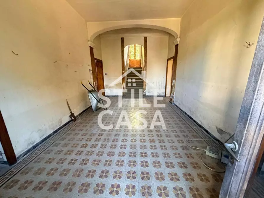 Immagine 2 di Villa in vendita  a Buggiano