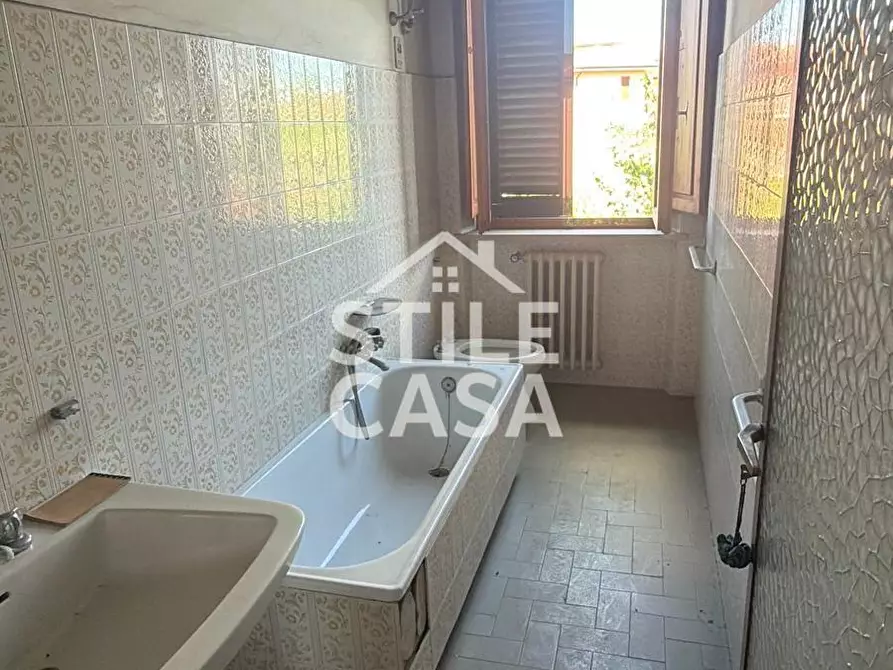 Immagine 25 di Villa in vendita  a Buggiano