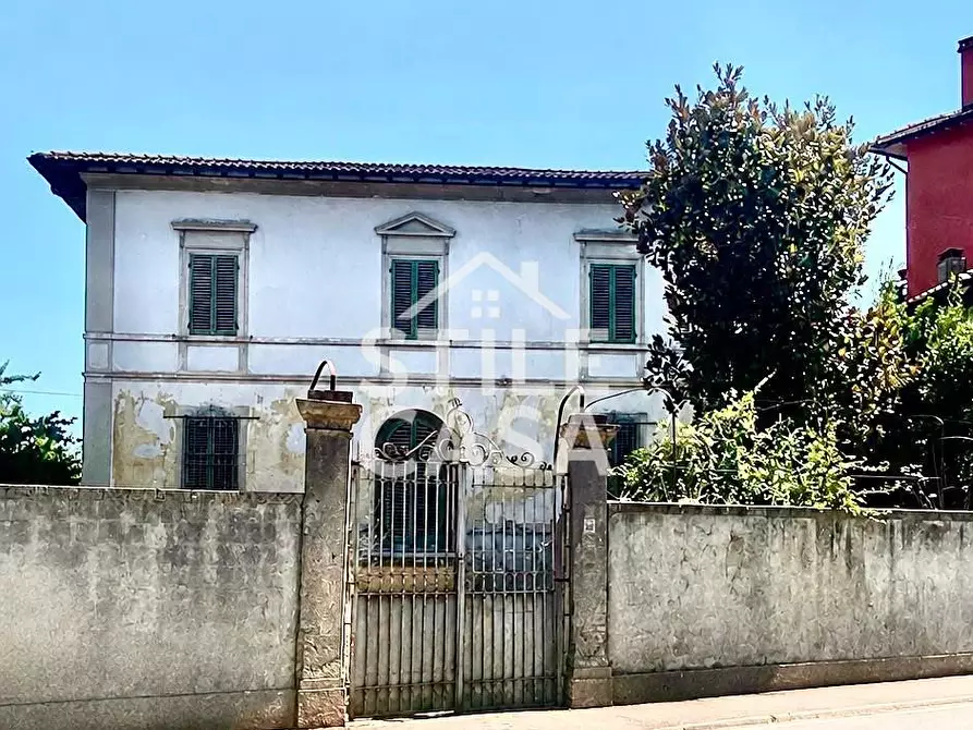 Immagine 1 di Villa in vendita  a Buggiano