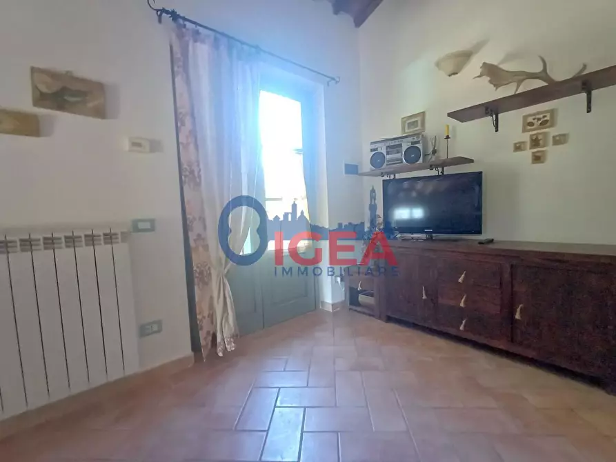 Immagine 8 di Appartamento in vendita  a Casole D'elsa