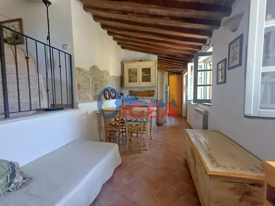 Immagine 20 di Appartamento in vendita  a Casole D'elsa