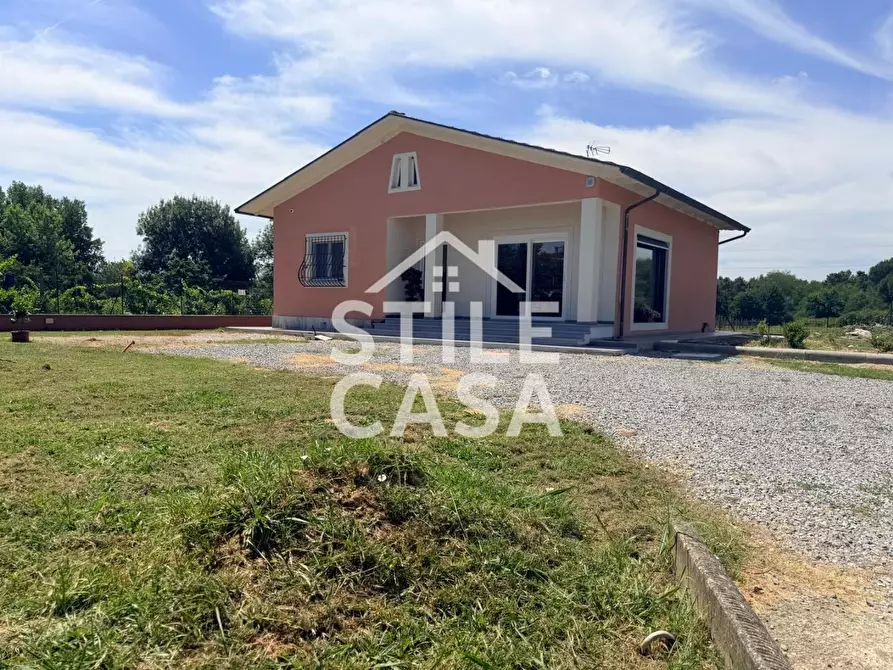 Immagine 36 di Villa in vendita  a Castelfranco Di Sotto