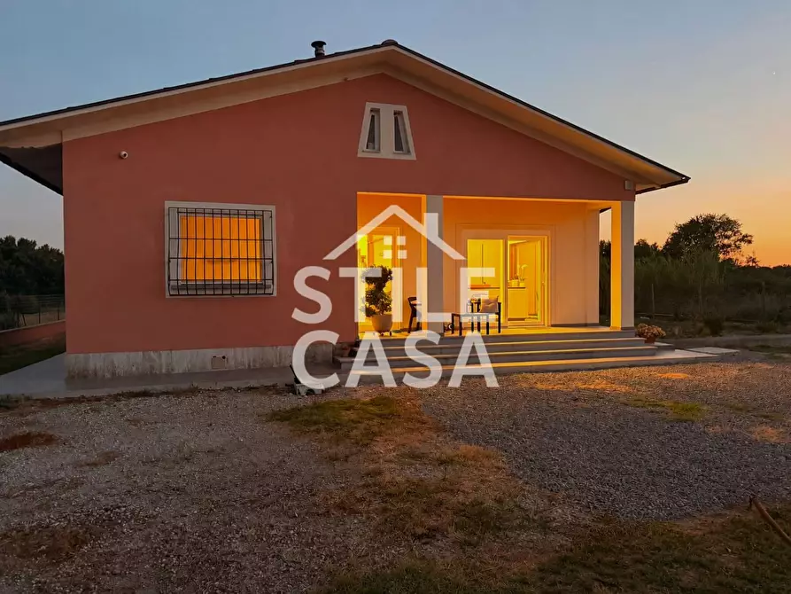 Immagine 39 di Villa in vendita  a Castelfranco Di Sotto