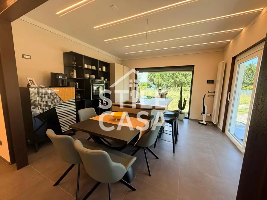 Immagine 6 di Villa in vendita  a Castelfranco Di Sotto