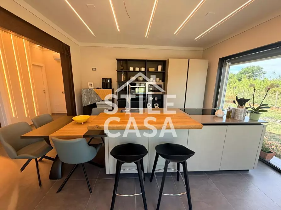 Immagine 5 di Villa in vendita  a Castelfranco Di Sotto