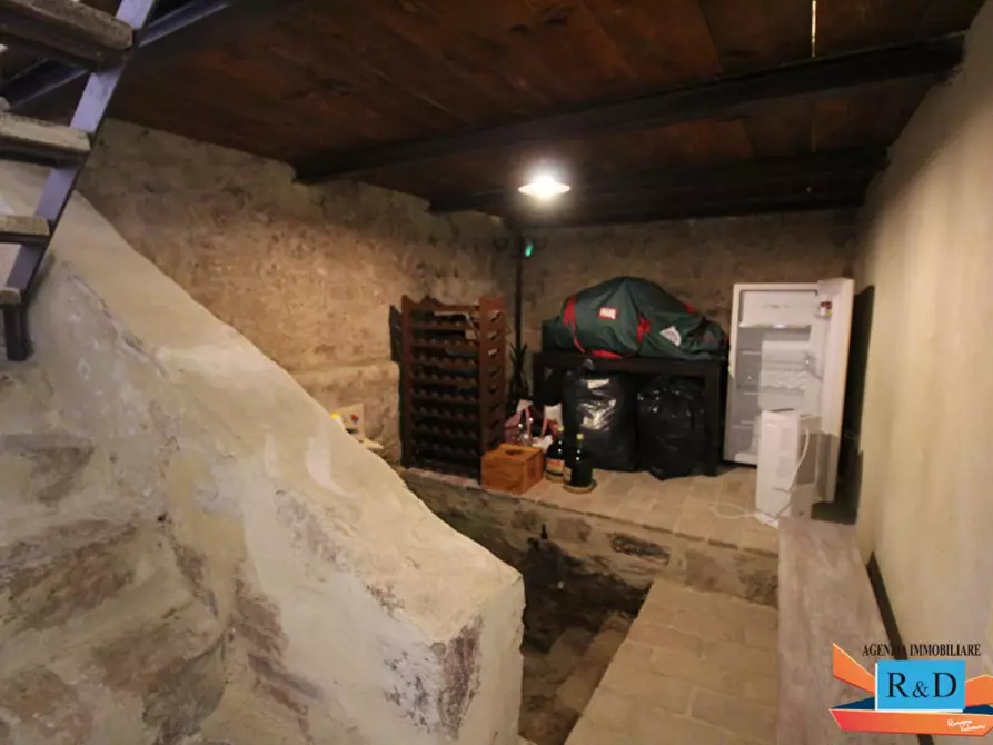 Immagine 42 di Porzione di casa in vendita  a Monteriggioni