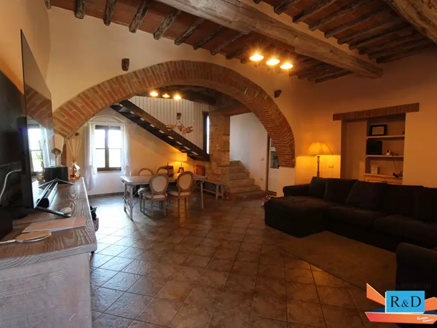Immagine 11 di Porzione di casa in vendita  a Monteriggioni