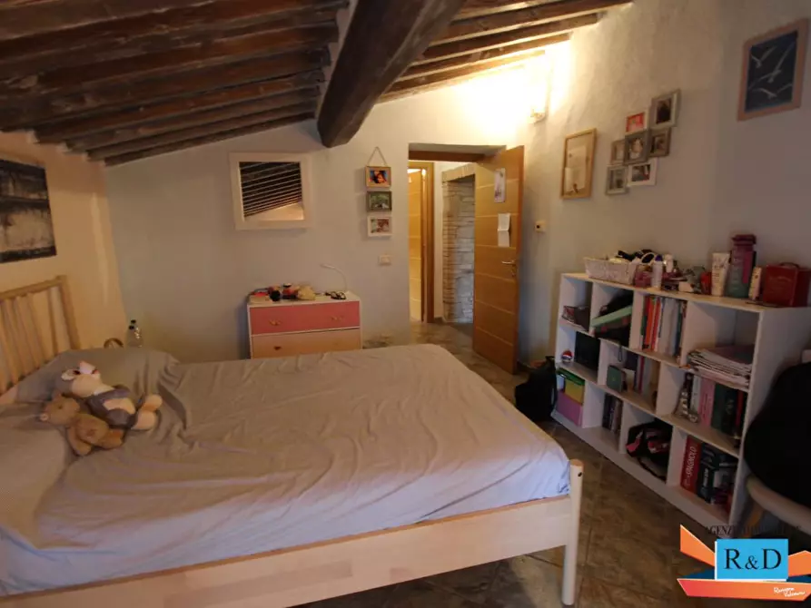 Immagine 40 di Porzione di casa in vendita  a Monteriggioni