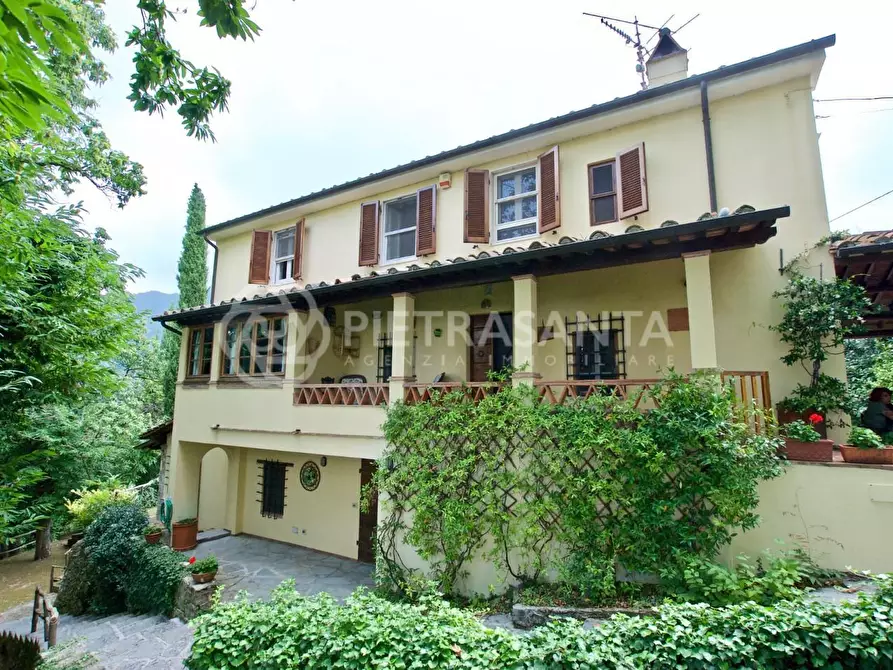 Immagine 33 di Rustico / casale in affitto  a Pietrasanta