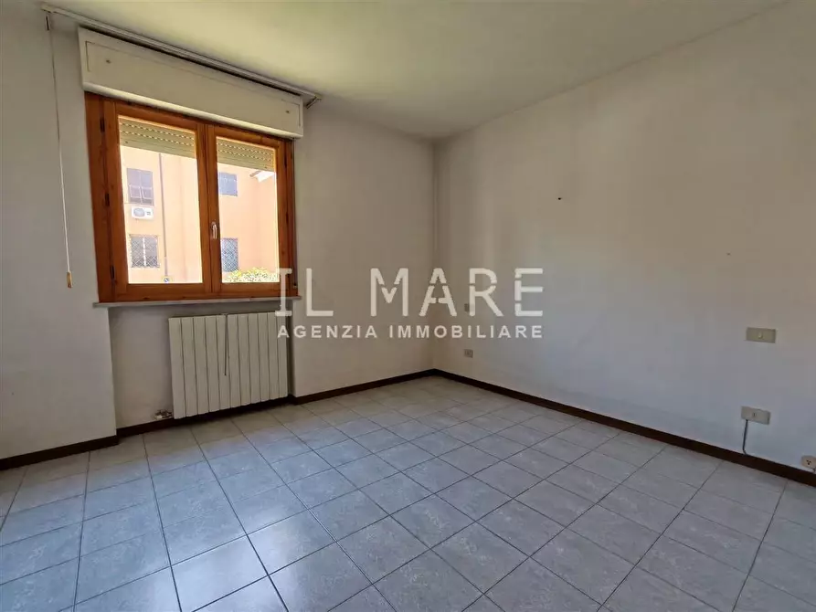 Immagine 9 di Appartamento in vendita  a Massa