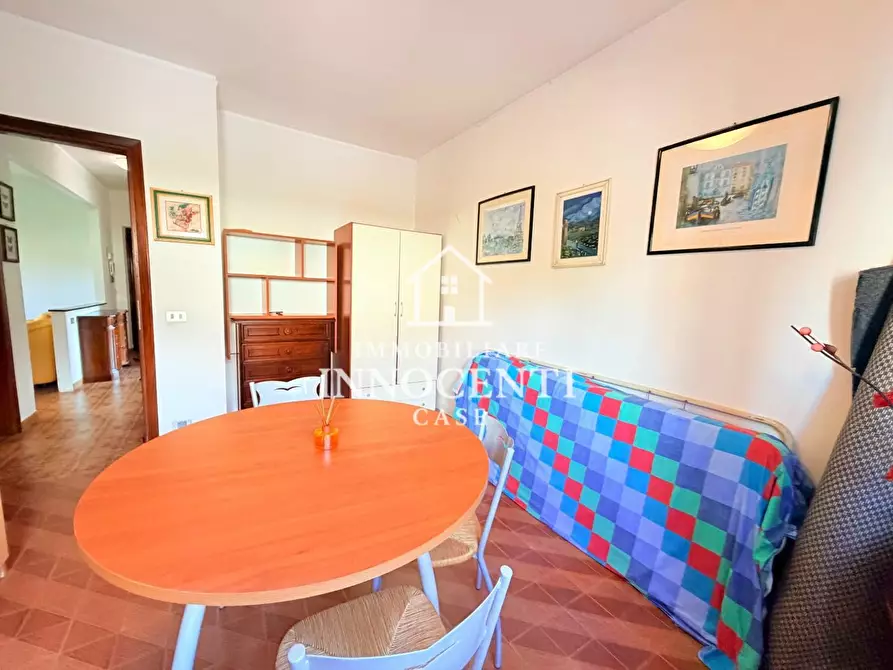 Immagine 21 di Appartamento in vendita  a Massa