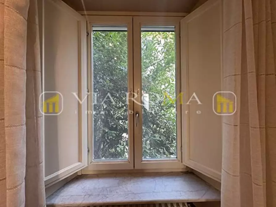 Immagine 4 di Appartamento in vendita  a Lucca
