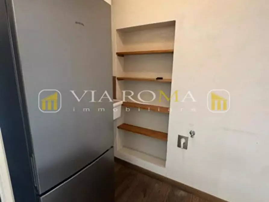 Immagine 8 di Appartamento in vendita  a Lucca
