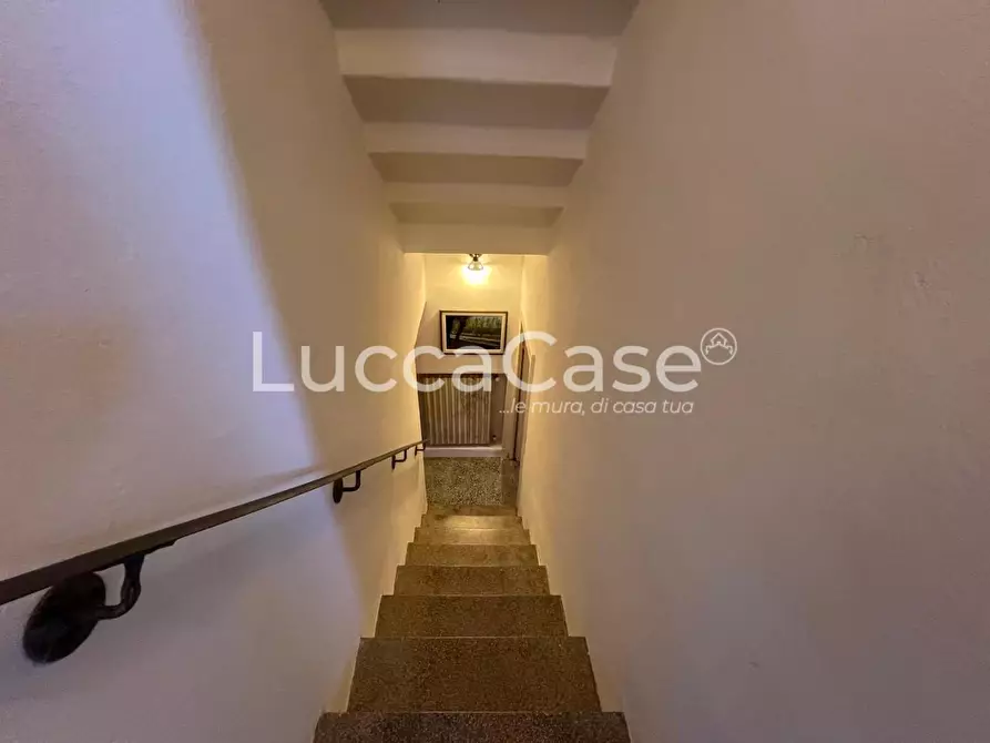 Immagine 26 di Casa bifamiliare in vendita  a Lucca