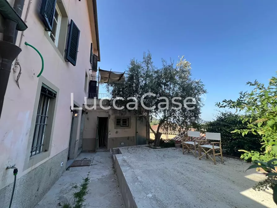 Immagine 57 di Casa bifamiliare in vendita  a Lucca