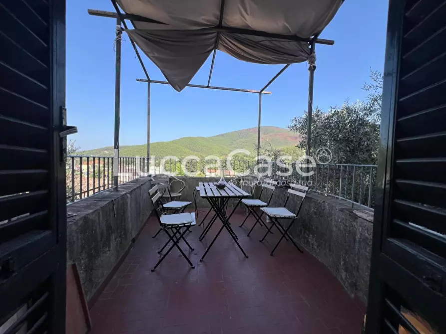 Immagine 43 di Casa bifamiliare in vendita  a Lucca