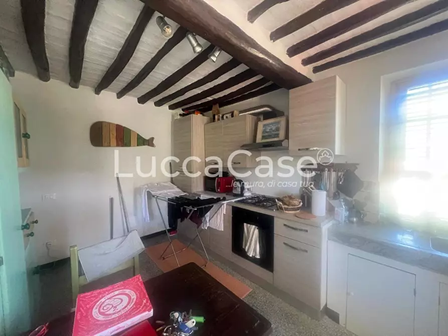 Immagine 12 di Casa bifamiliare in vendita  a Lucca