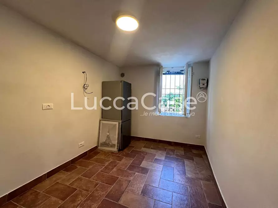 Immagine 27 di Casa bifamiliare in vendita  a Lucca