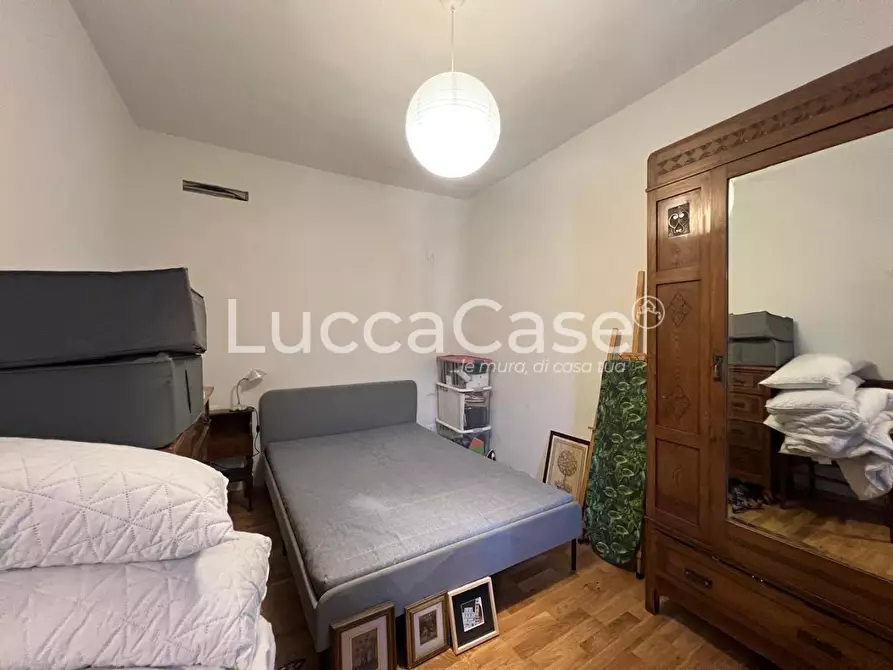 Immagine 36 di Casa bifamiliare in vendita  a Lucca