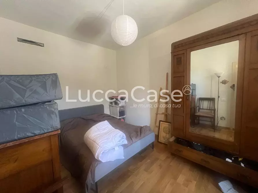 Immagine 19 di Casa bifamiliare in vendita  a Lucca