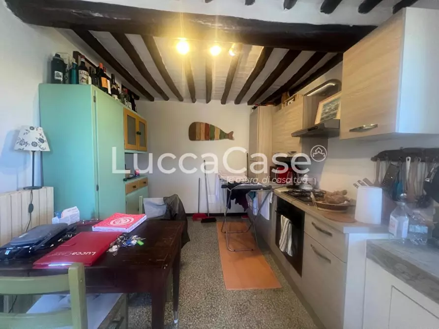 Immagine 13 di Casa bifamiliare in vendita  a Lucca