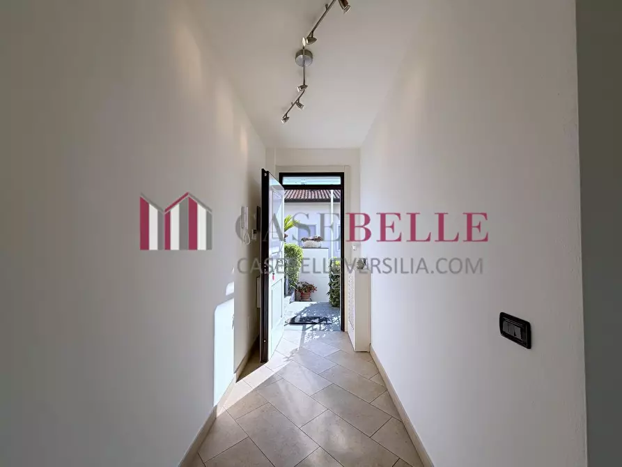 Immagine 36 di Appartamento in vendita  a Camaiore