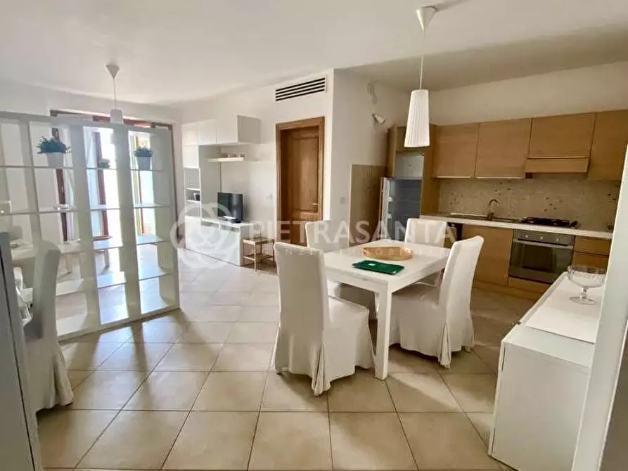Immagine 8 di Appartamento in affitto  a Pietrasanta