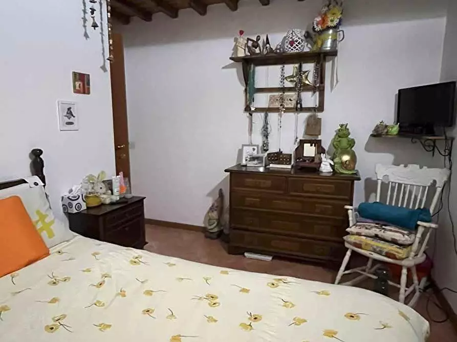 Immagine 8 di Appartamento in vendita  a Radicondoli