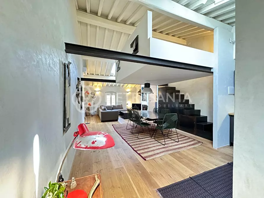 Immagine 1 di Loft/Open space in affitto  a Pietrasanta