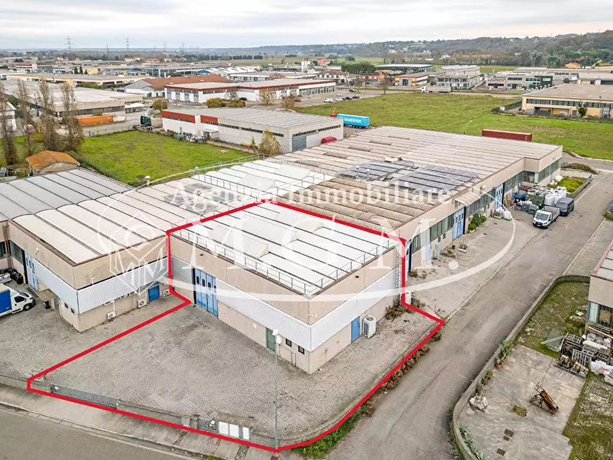 Immagine 1 di Capannone industriale in vendita  a Calcinaia