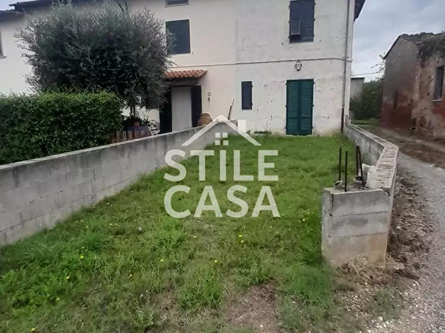 Immagine 26 di Casa semindipendente in vendita  a Fucecchio