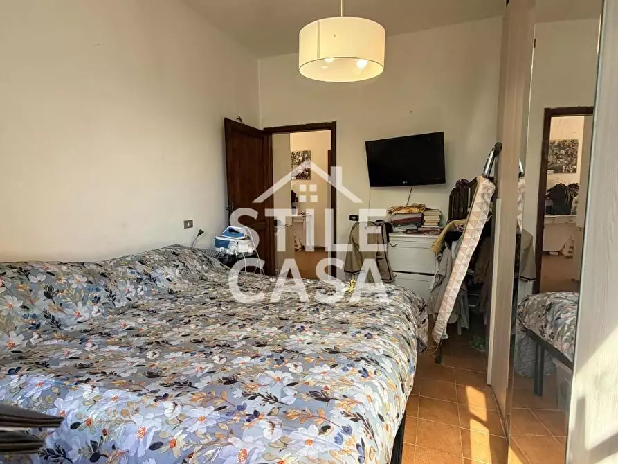 Immagine 5 di Casa colonica in vendita  a Chiesina Uzzanese