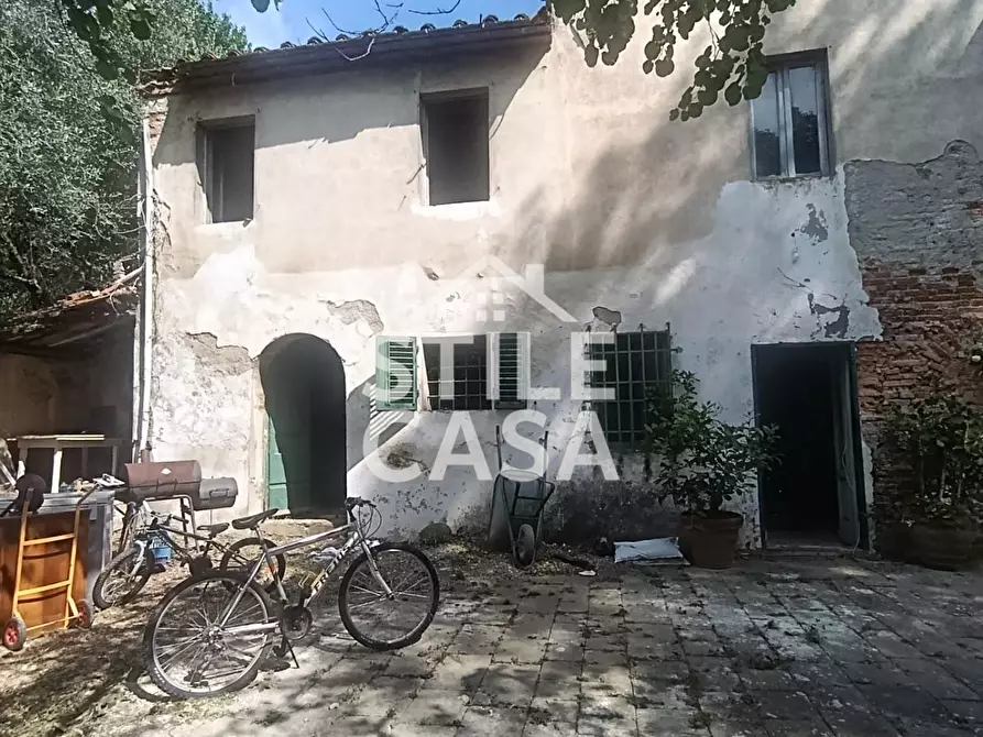 Immagine 25 di Casa colonica in vendita  a Chiesina Uzzanese