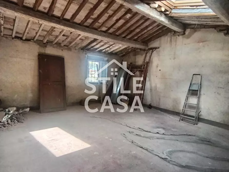 Immagine 17 di Terratetto in vendita  a Chiesina Uzzanese
