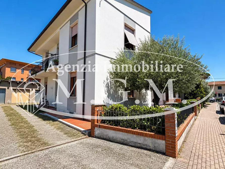 Immagine 28 di Appartamento in vendita  a Bientina