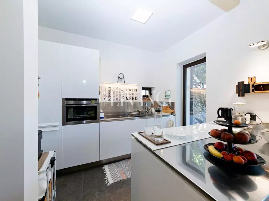 Immagine 18 di Casa indipendente in vendita  a Melendugno