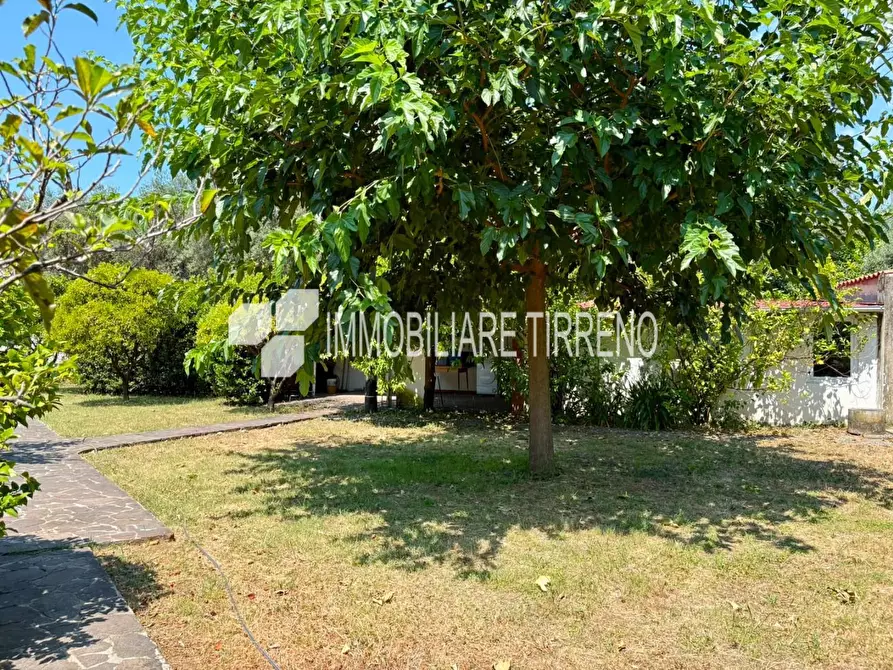 Immagine 40 di Casa bifamiliare in vendita  a Massa