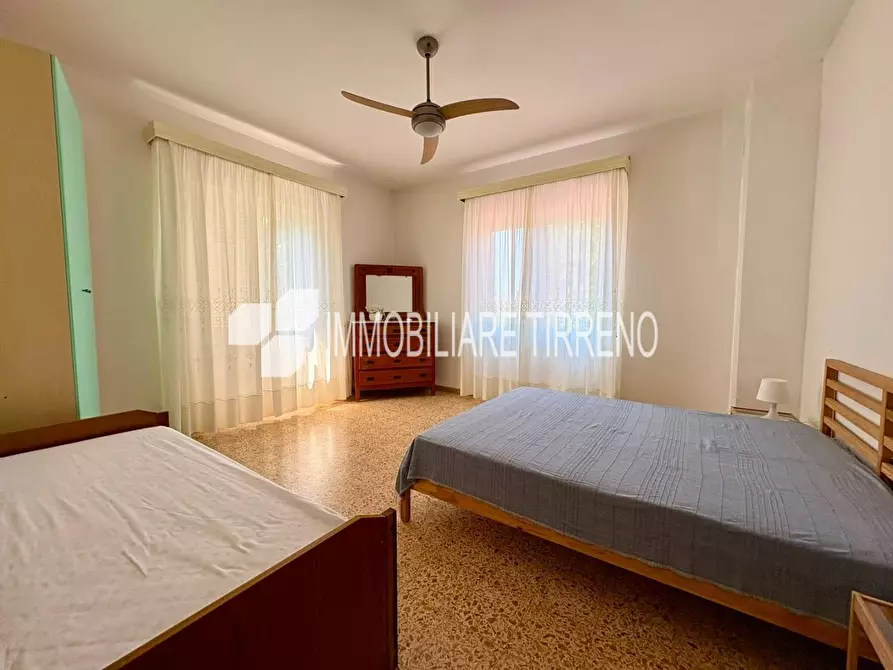 Immagine 18 di Casa bifamiliare in vendita  a Massa