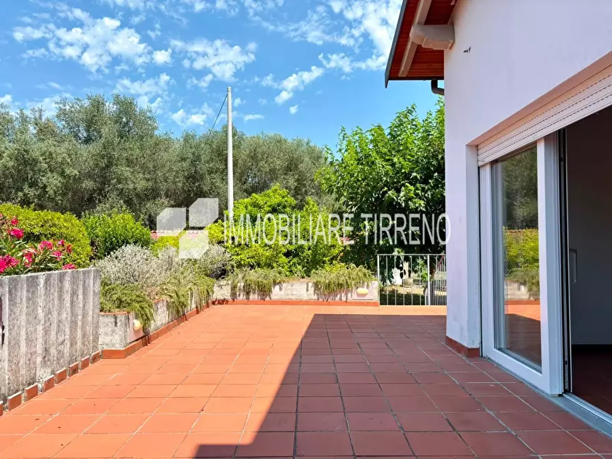 Immagine 32 di Casa bifamiliare in vendita  a Massa
