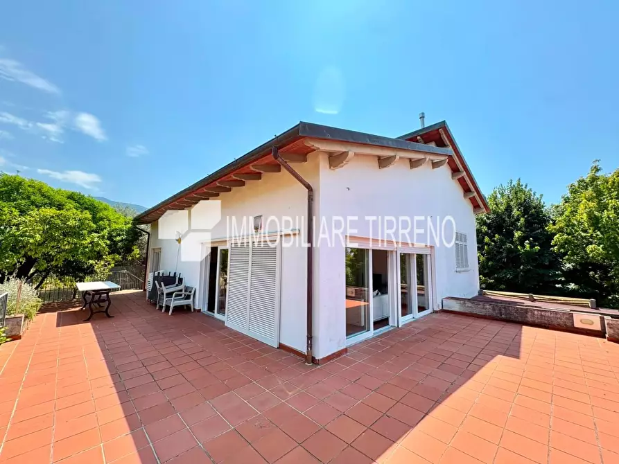 Immagine 31 di Casa bifamiliare in vendita  a Massa